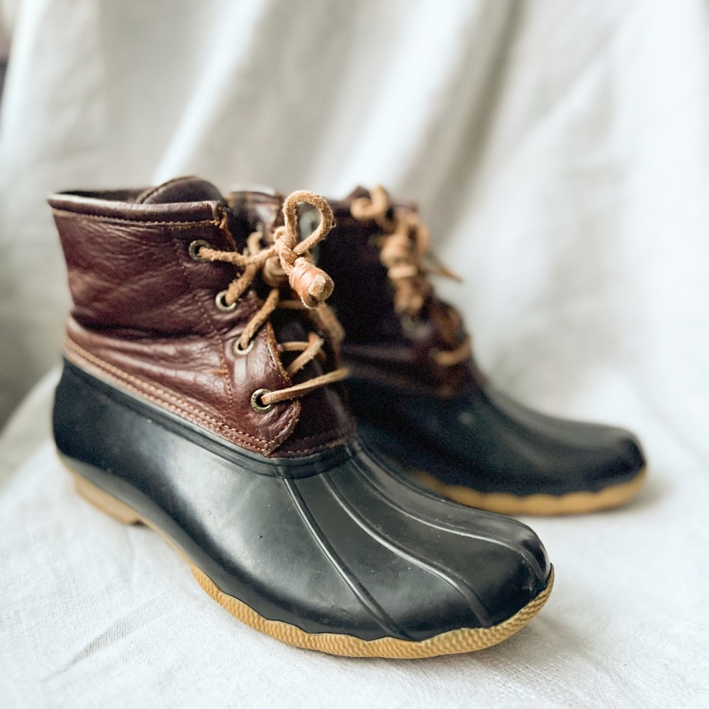 SPERRY Leather Waterproof Duck Boots Womens 7
